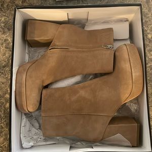 Dolce Vita Ulyses Mushroom Suede booties